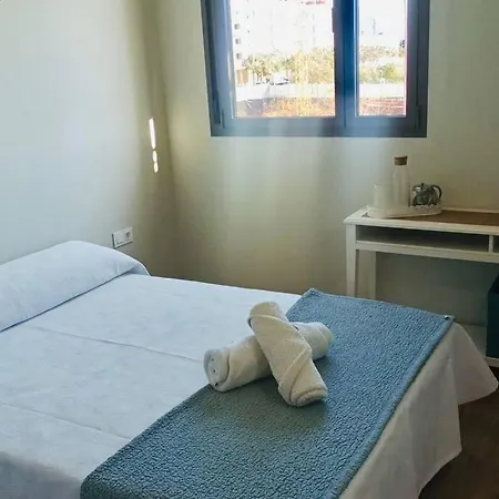 Excelente Habitacion Para Una Persona Con Bano Privado En Piso Compartido Con Una Familia * Palma de Mallorca